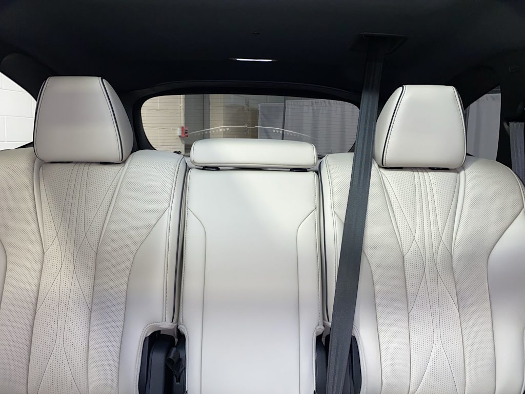 Thumbnail: 2025 Acura MDX - 24