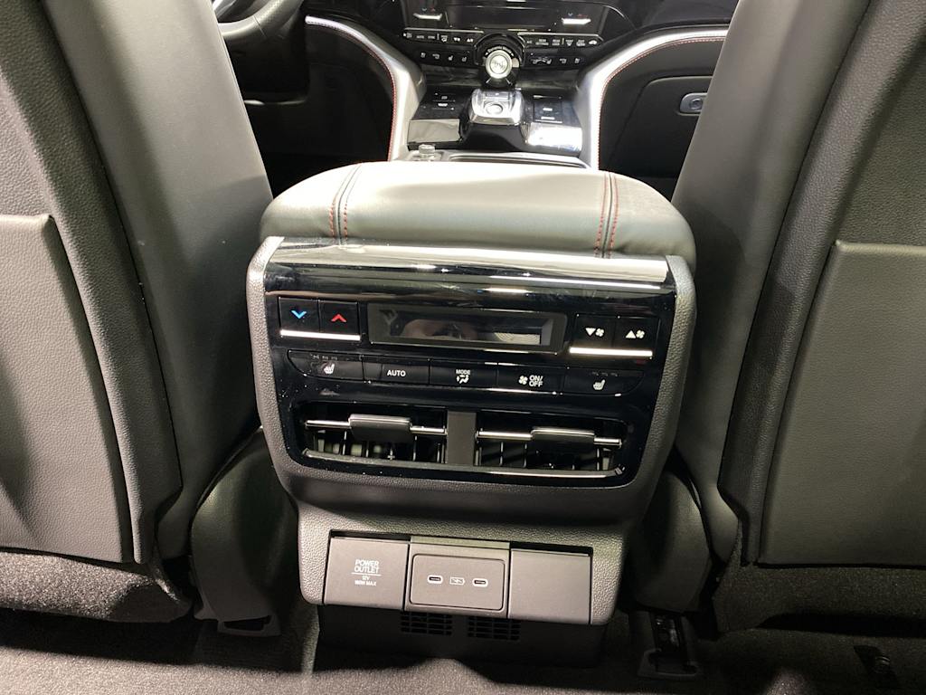 2025 Acura MDX Advance 25