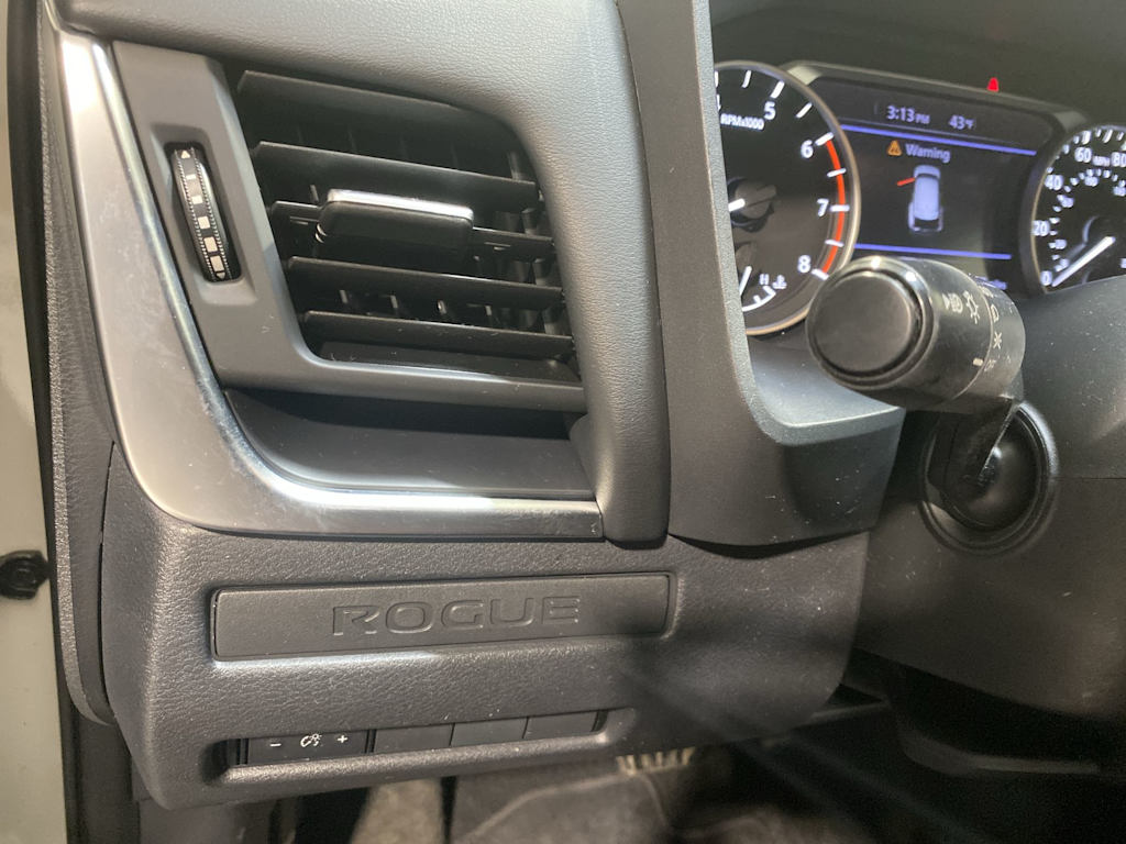 Thumbnail: 2021 Nissan Rogue - 24