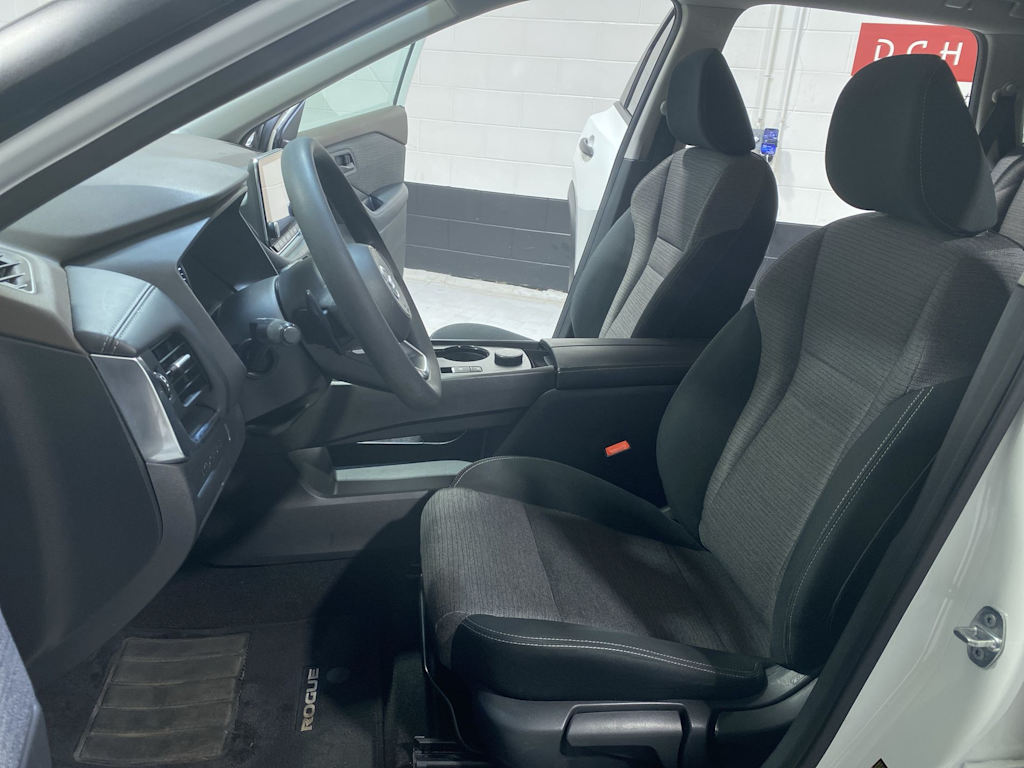 Thumbnail: 2021 Nissan Rogue - 12