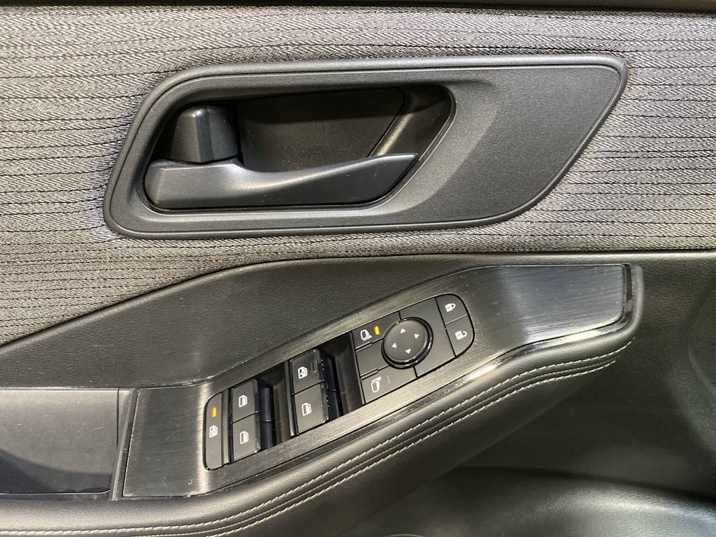 Thumbnail: 2021 Nissan Rogue - 23