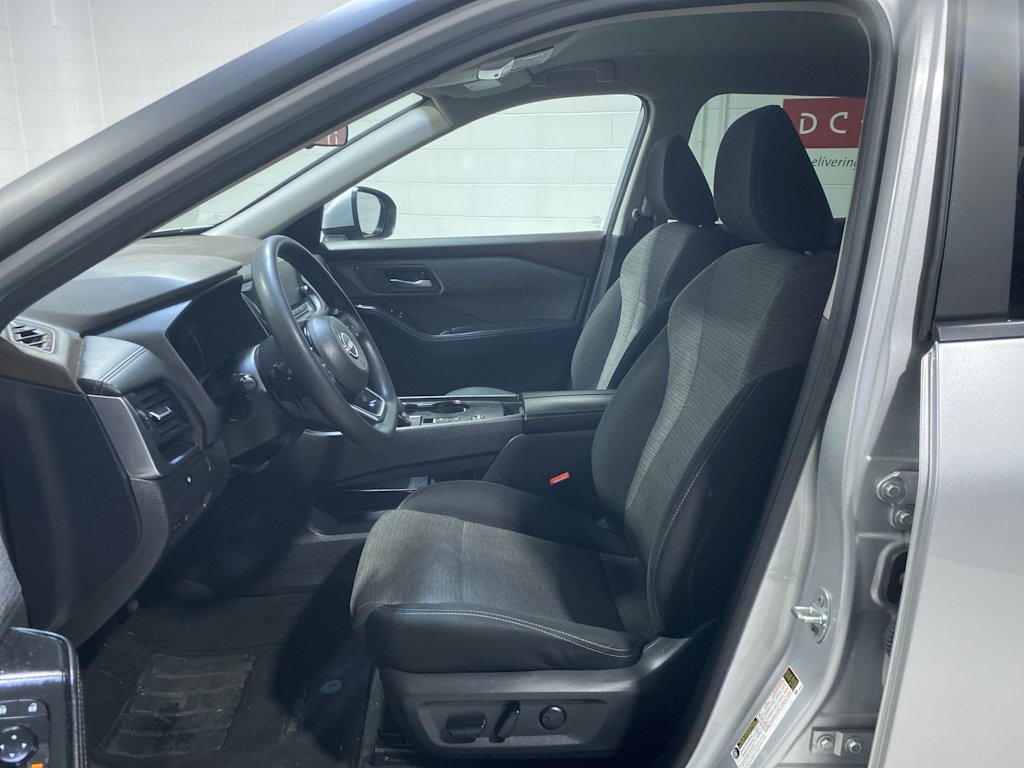 Thumbnail: 2023 Nissan Rogue - 10