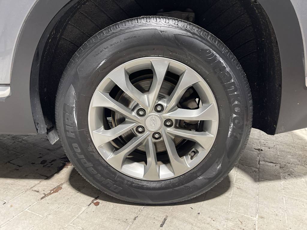 Thumbnail: 2019 Hyundai Santa Fe - 7