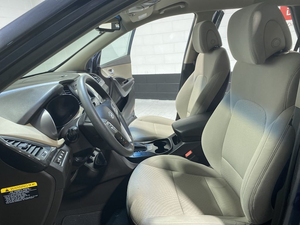 Thumbnail: 2017 Hyundai Santa Fe - 11