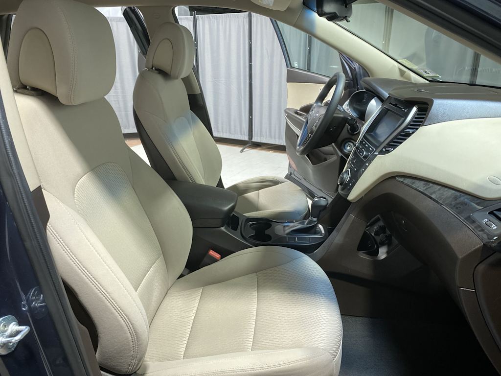 Thumbnail: 2017 Hyundai Santa Fe - 21