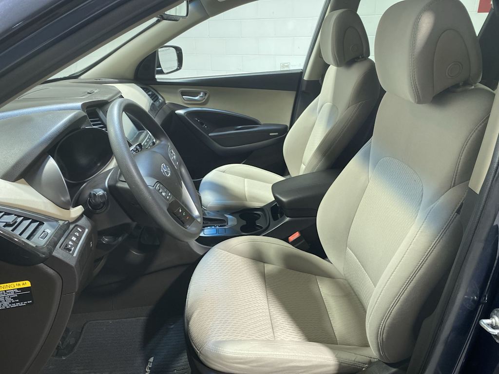 Thumbnail: 2017 Hyundai Santa Fe - 10