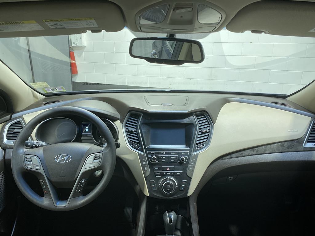 Thumbnail: 2017 Hyundai Santa Fe - 2