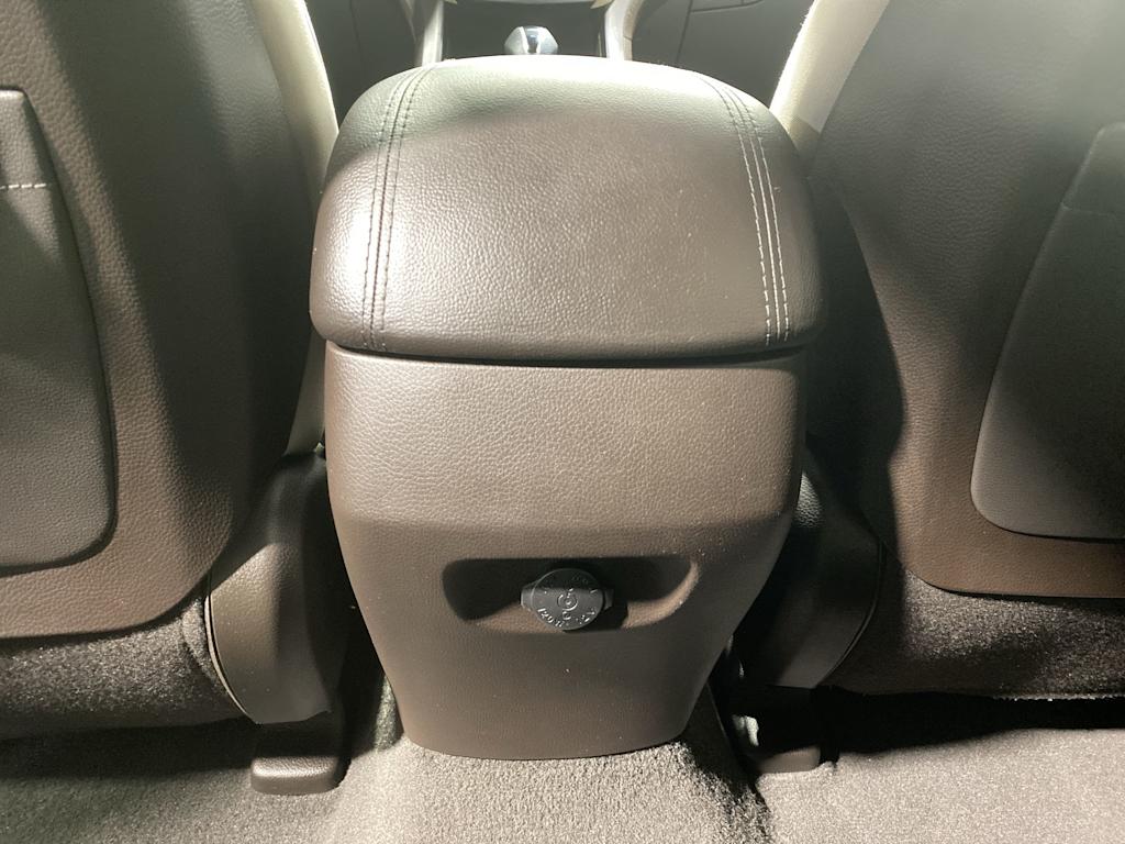 Thumbnail: 2017 Hyundai Santa Fe - 25