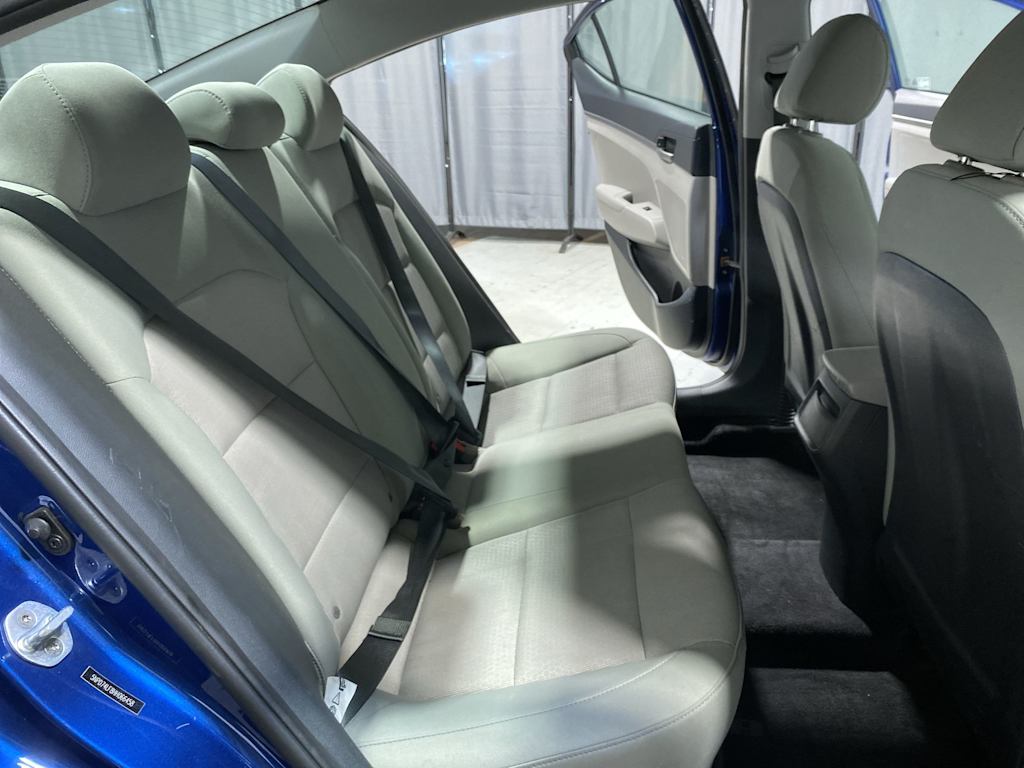 Thumbnail: 2017 Hyundai Elantra - 20