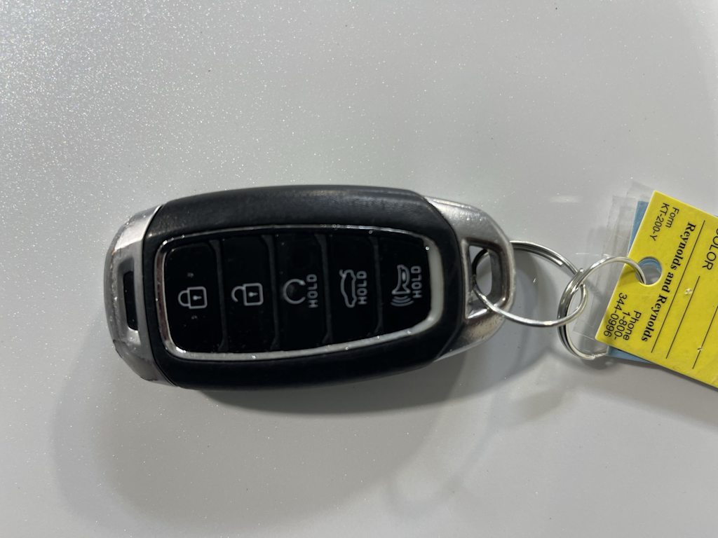 Thumbnail: 2021 Hyundai Elantra - 16