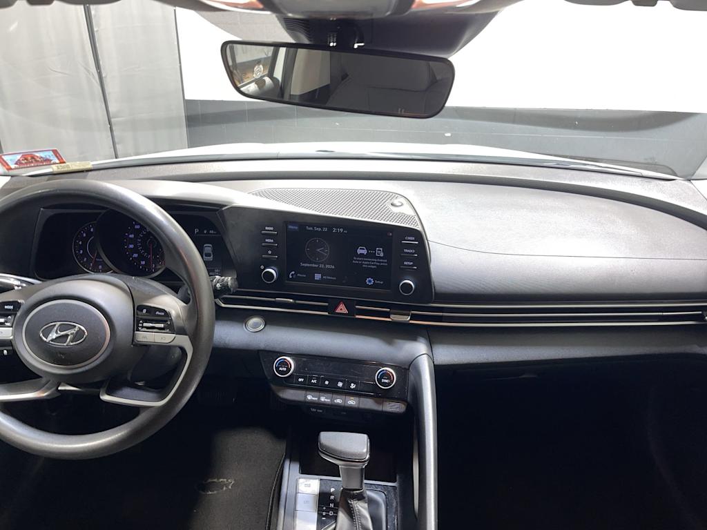 Thumbnail: 2021 Hyundai Elantra - 2