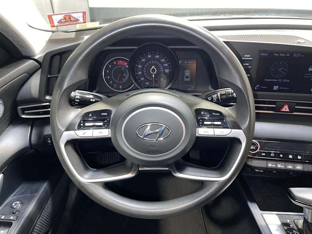 Thumbnail: 2021 Hyundai Elantra - 9