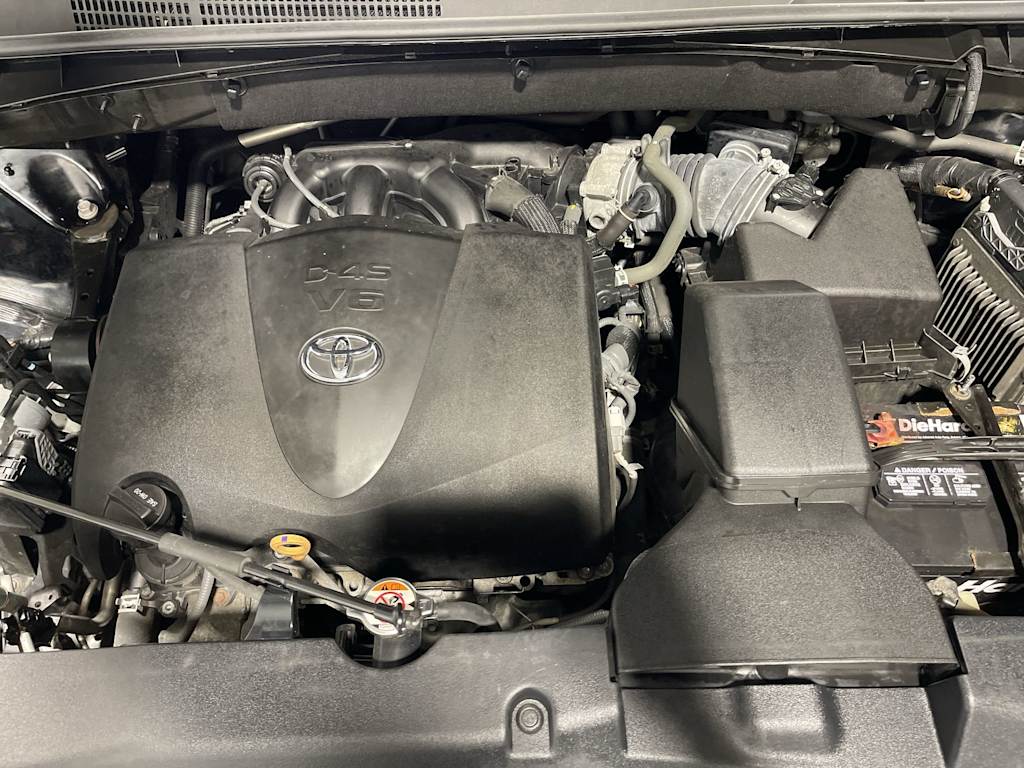 Thumbnail: 2019 Toyota Highlander - 9