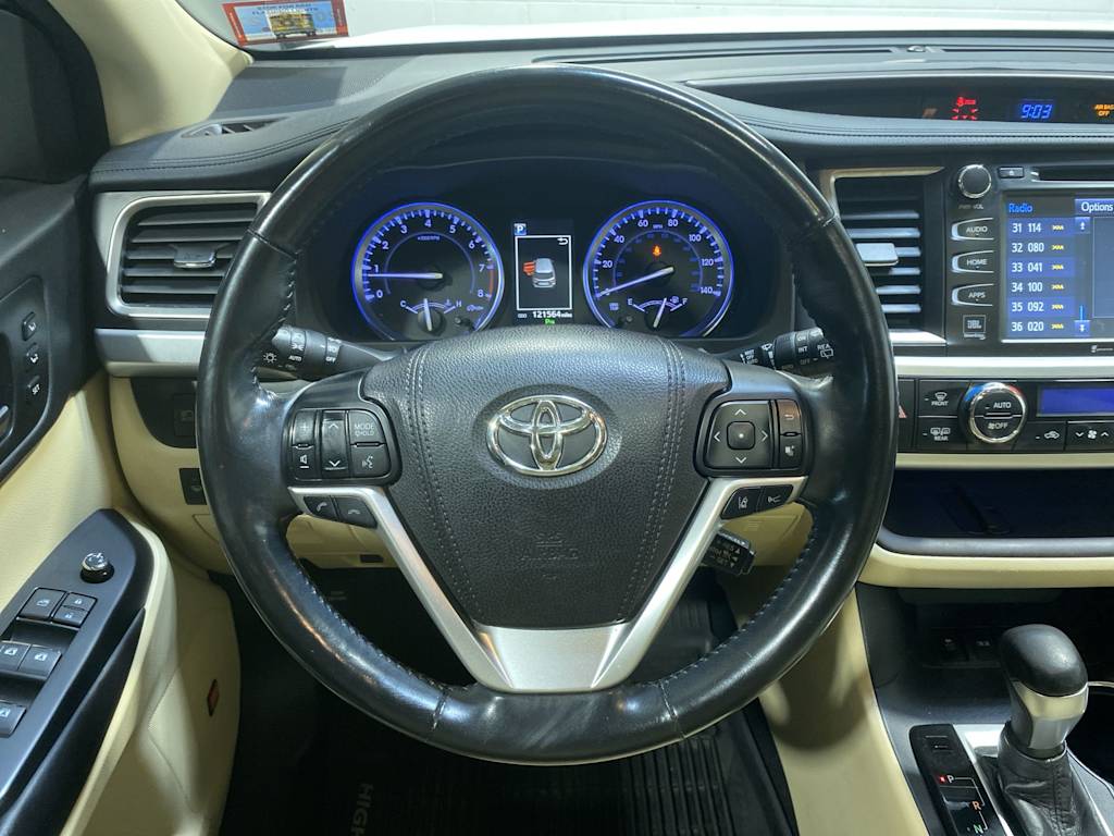 Thumbnail: 2018 Toyota Highlander - 10