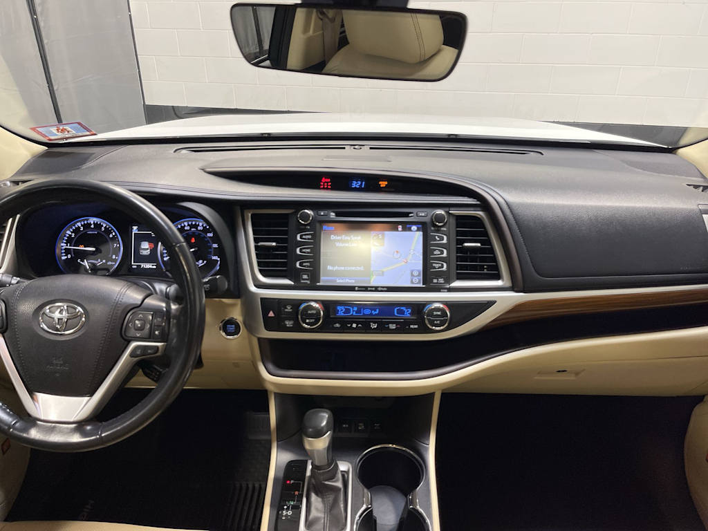 Thumbnail: 2018 Toyota Highlander - 2