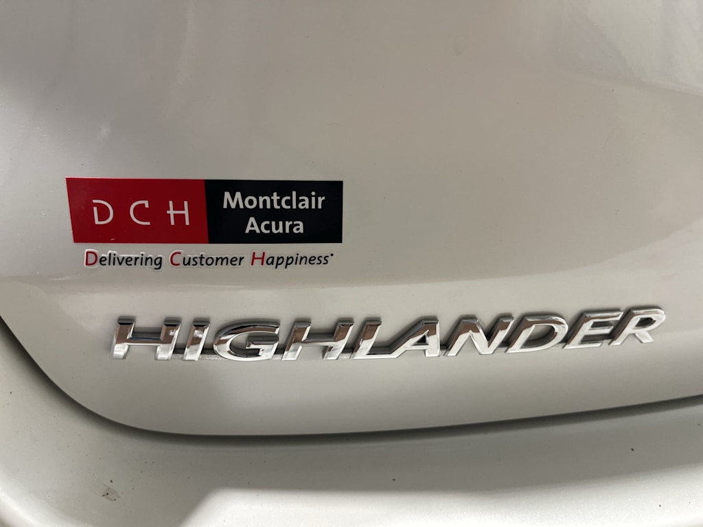 Thumbnail: 2018 Toyota Highlander - 7