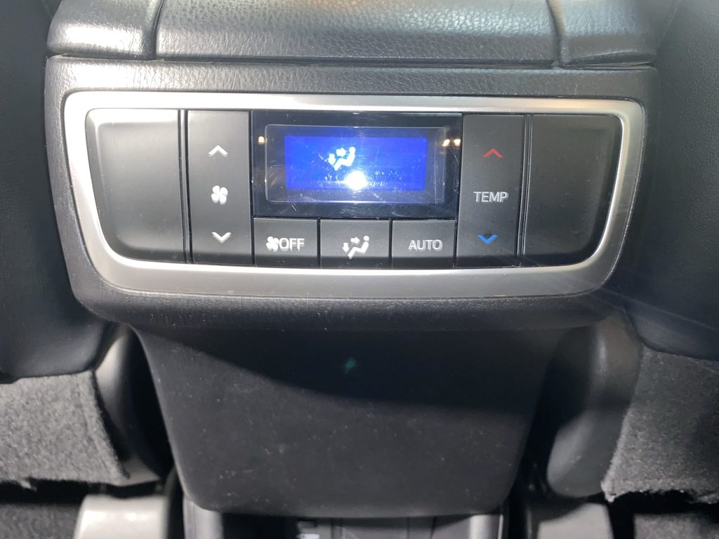 Thumbnail: 2017 Toyota Highlander - 25