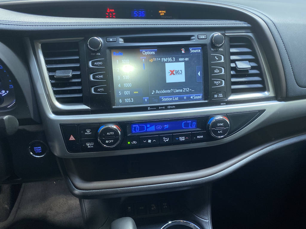Thumbnail: 2017 Toyota Highlander - 14