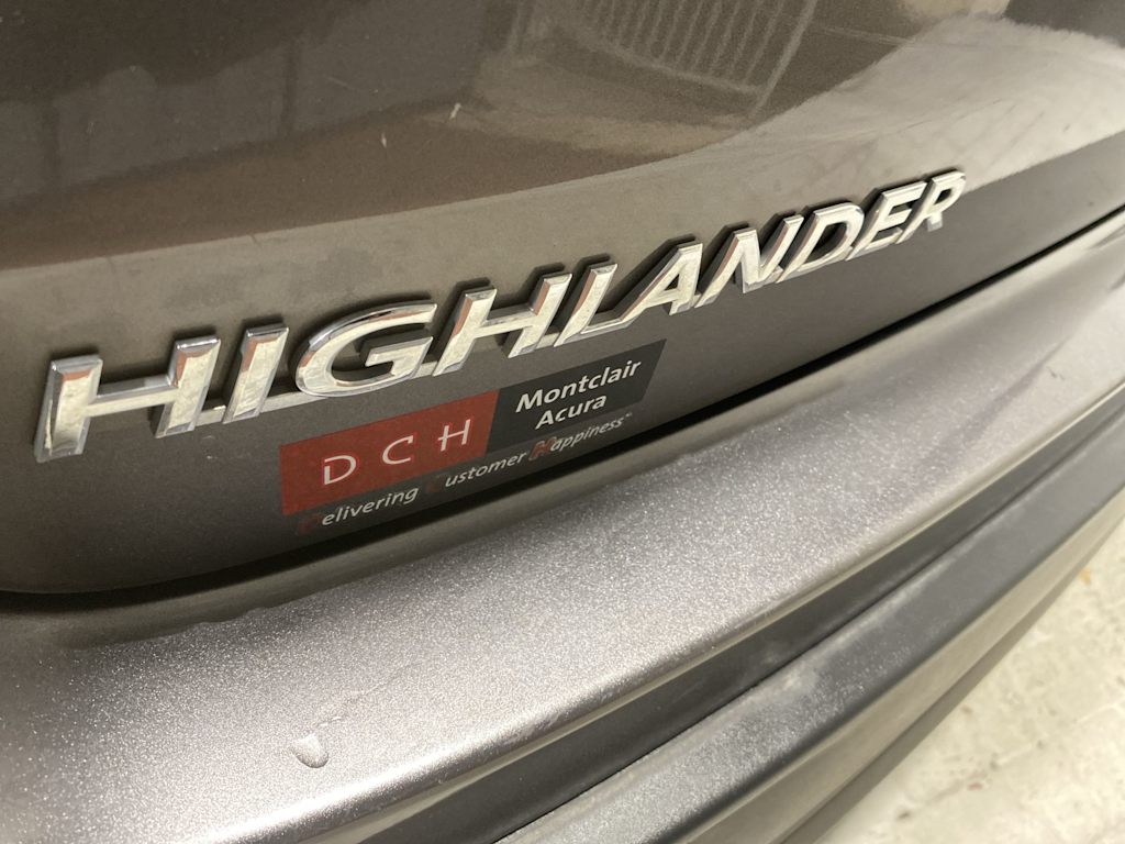 Thumbnail: 2018 Toyota Highlander - 7