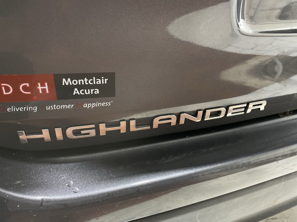 Thumbnail: 2024 Toyota Highlander - 7