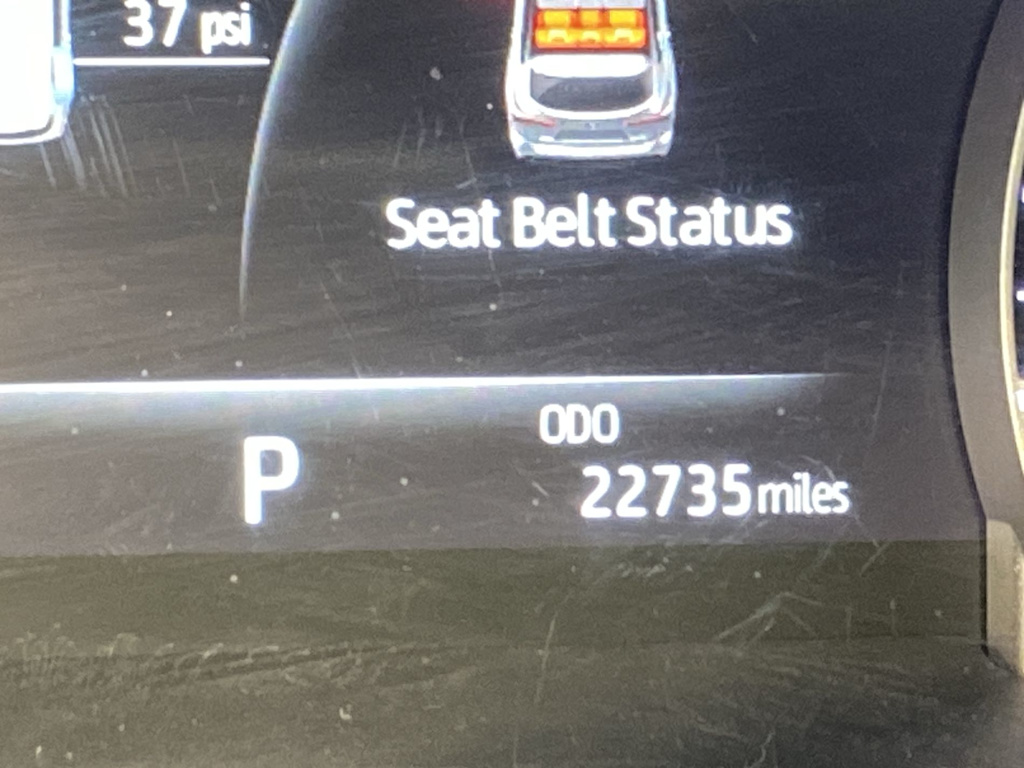 Thumbnail: 2023 Toyota Highlander - 16