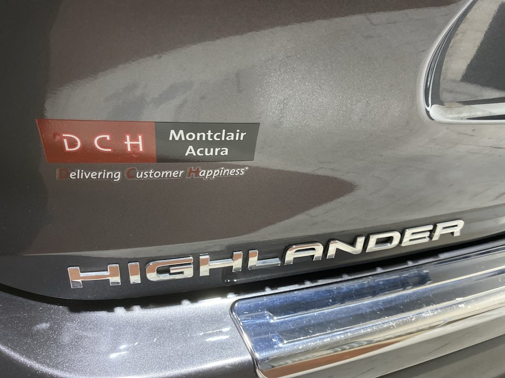 Thumbnail: 2024 Toyota Highlander - 13