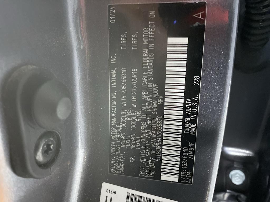 Thumbnail: 2024 Toyota Highlander - 18