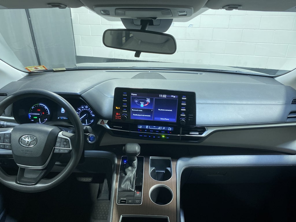 Thumbnail: 2021 Toyota Sienna - 2