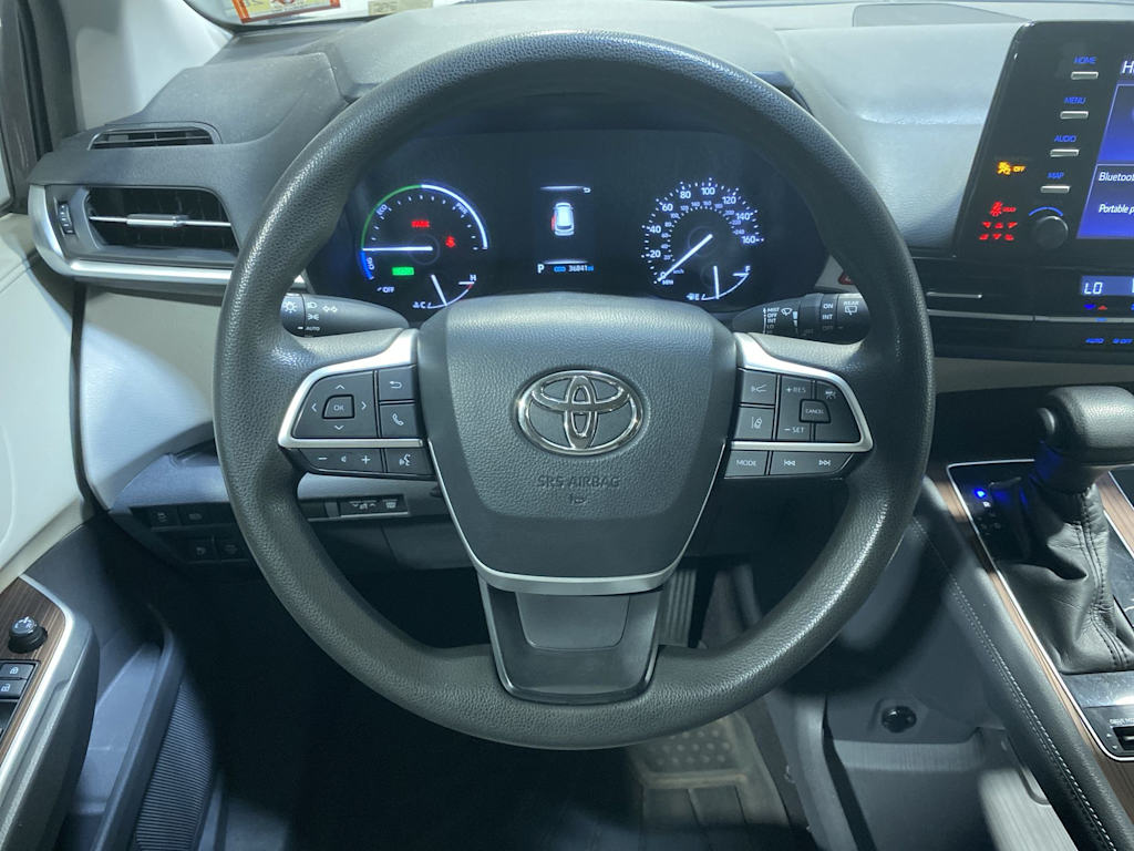 Thumbnail: 2021 Toyota Sienna - 9