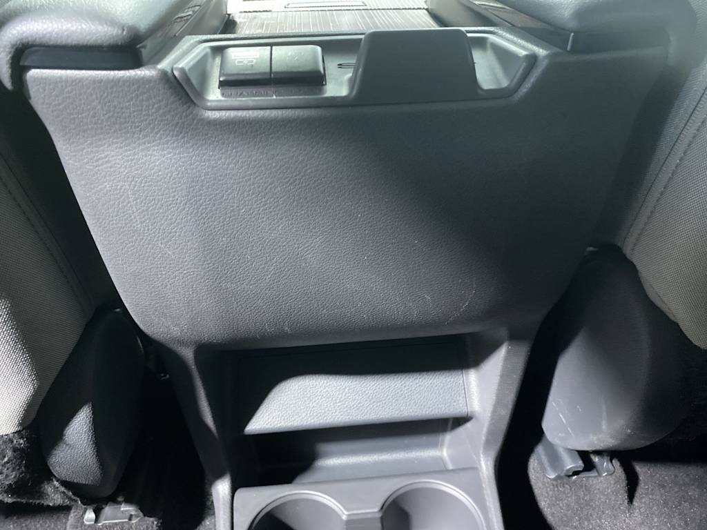 Thumbnail: 2021 Toyota Sienna - 23