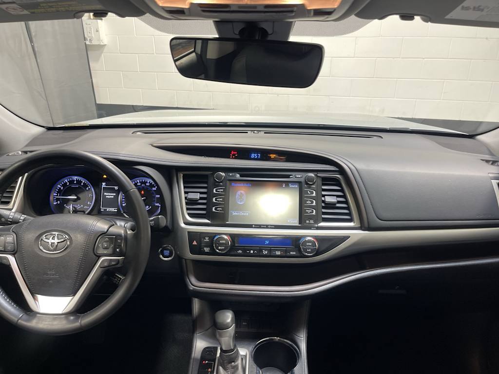 Thumbnail: 2018 Toyota Highlander - 2
