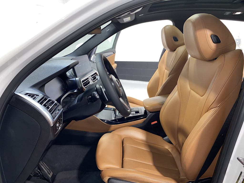 2022 BMW X4 xDrive30i 10