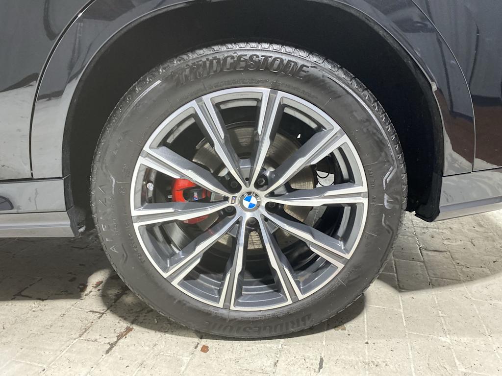 Thumbnail: 2024 BMW X6 - 8