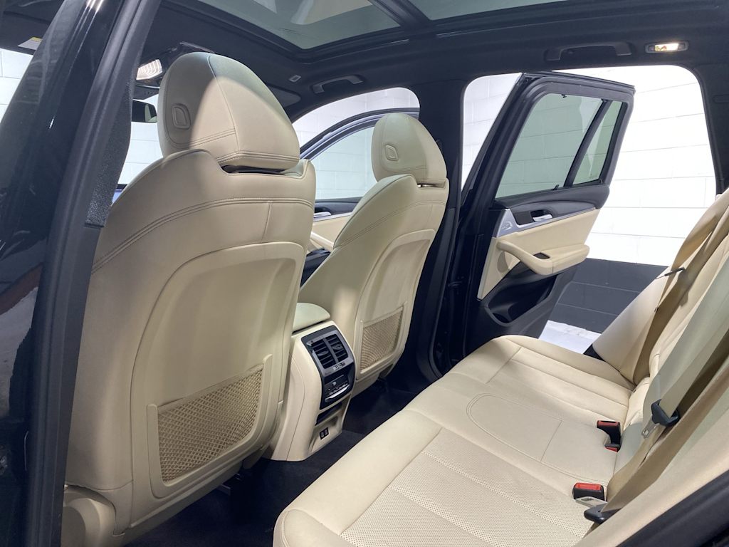 Thumbnail: 2022 BMW X3 - 13