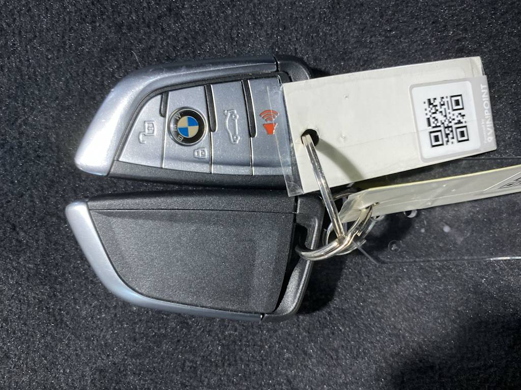 Thumbnail: 2022 BMW X5 - 17