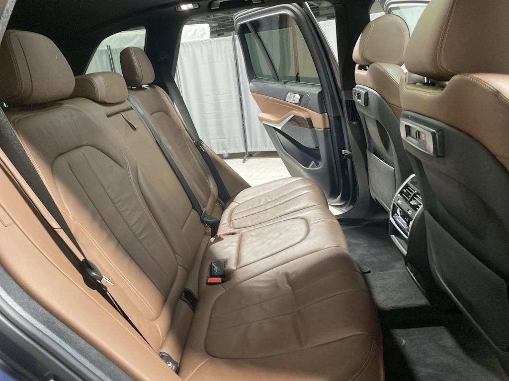 Thumbnail: 2019 BMW X5 - 19