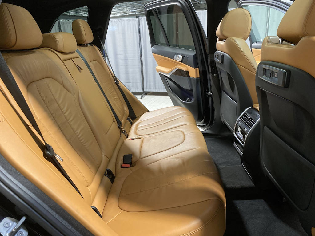 Thumbnail: 2019 BMW X5 - 19