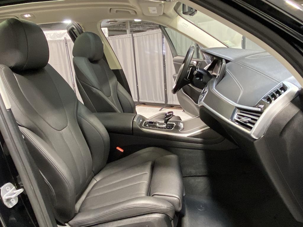 Thumbnail: 2022 BMW X7 - 20