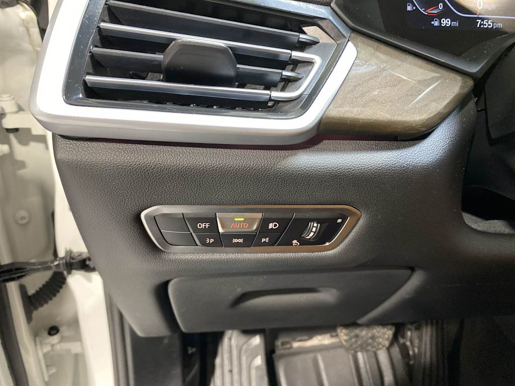 2022 BMW X6 xDrive40i 23