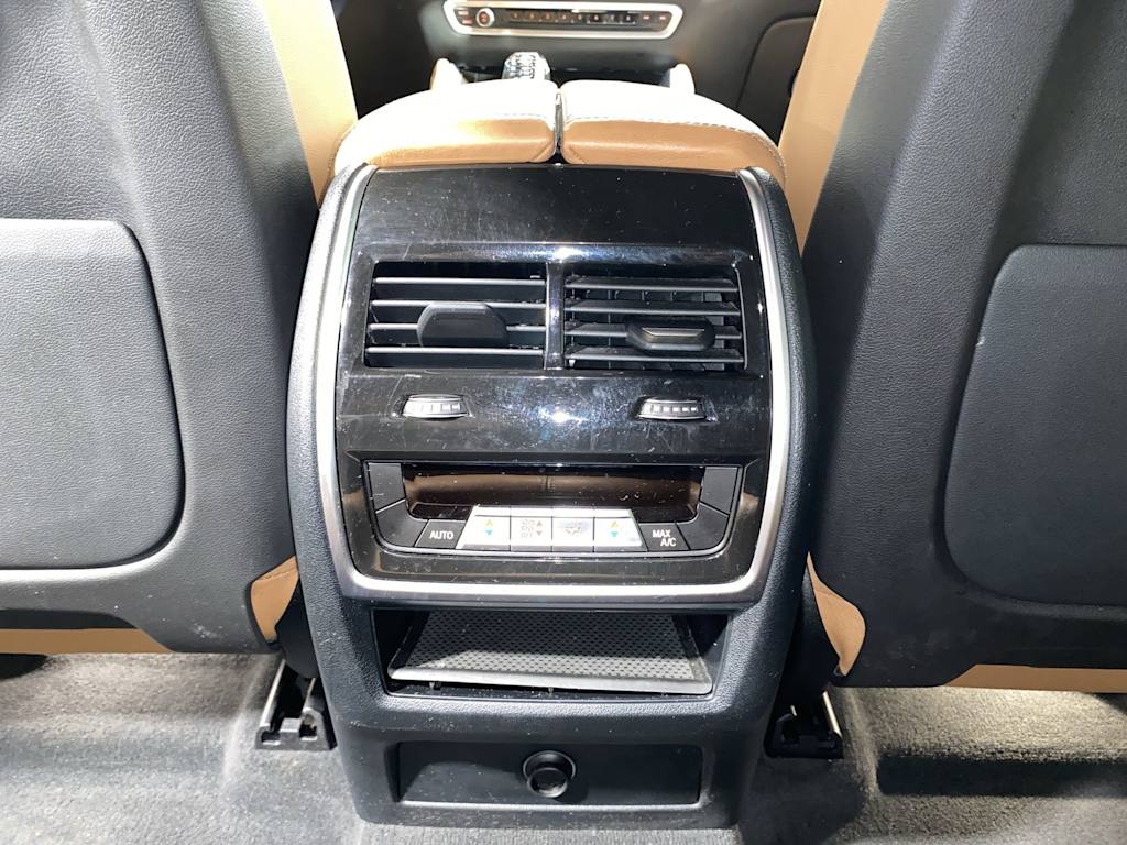 2022 BMW X6 xDrive40i 25