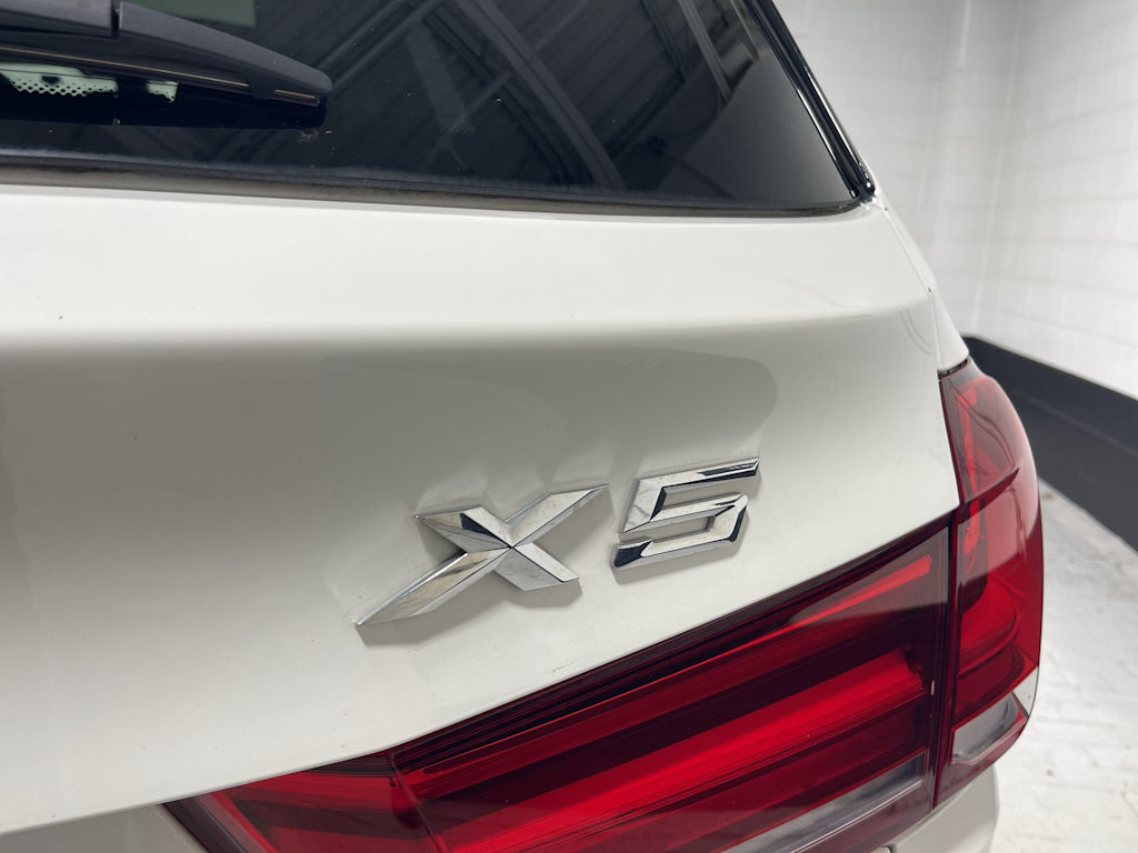 Thumbnail: 2017 BMW X5 - 7