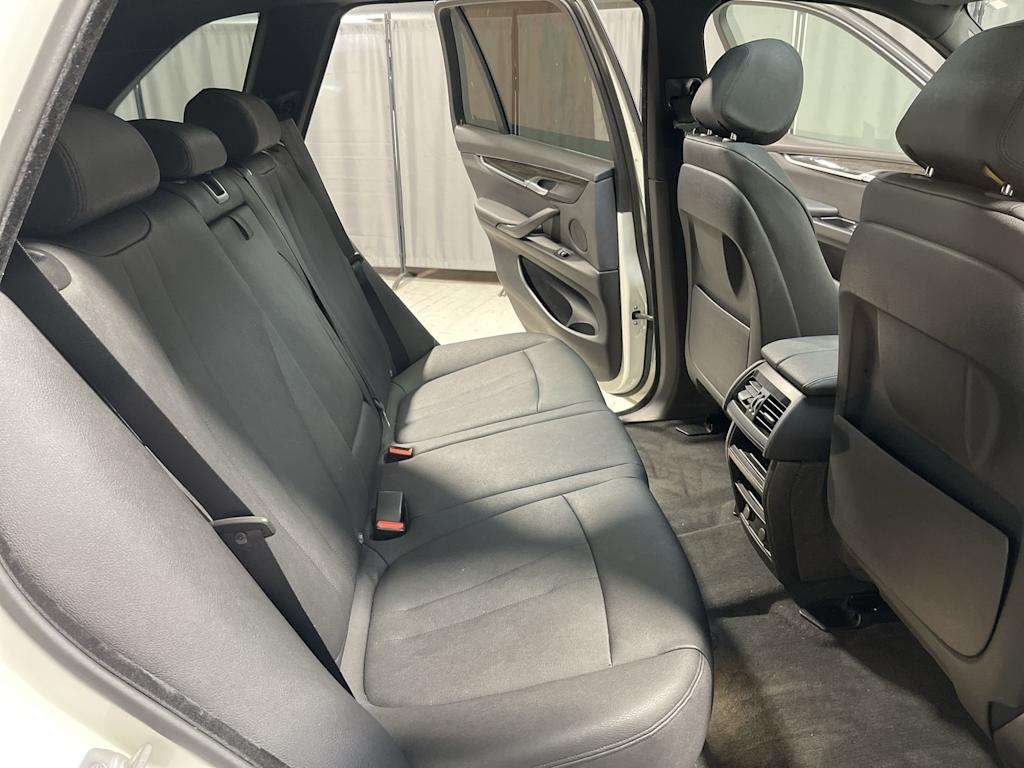Thumbnail: 2017 BMW X5 - 20