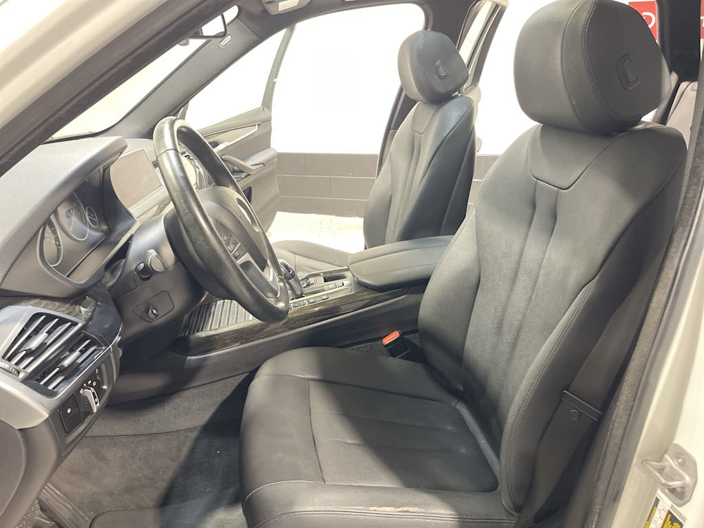 Thumbnail: 2017 BMW X5 - 12