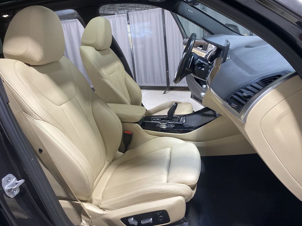 Thumbnail: 2021 BMW X3 - 20