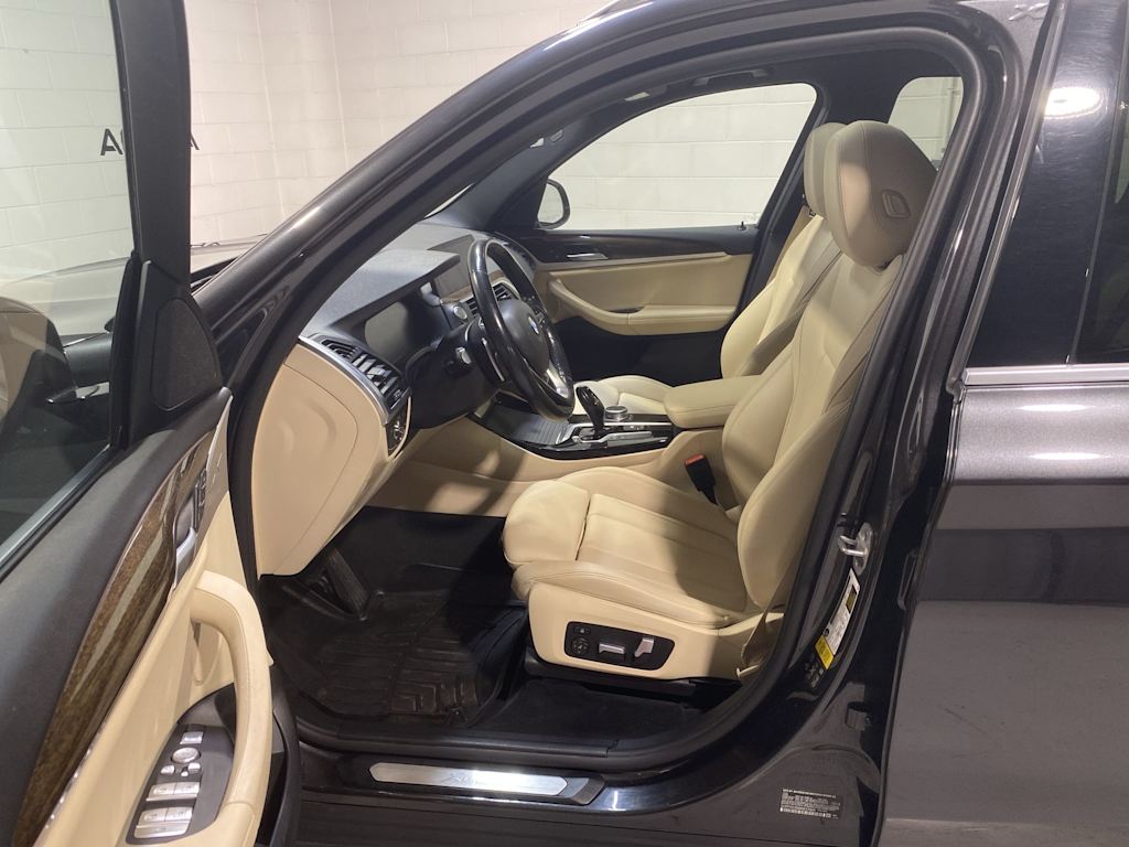 Thumbnail: 2021 BMW X3 - 11