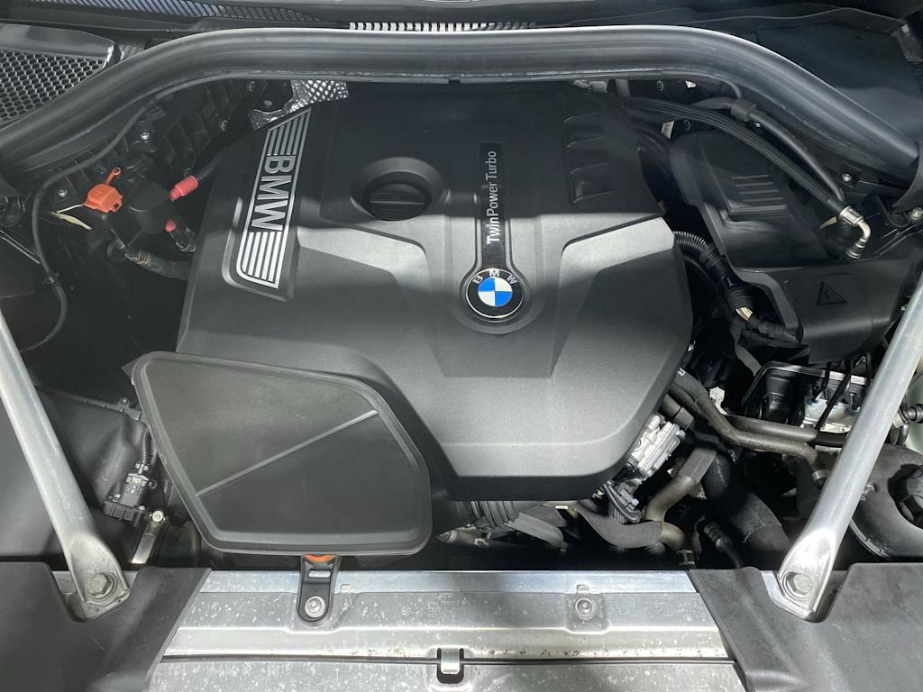 Thumbnail: 2019 BMW X4 - 9