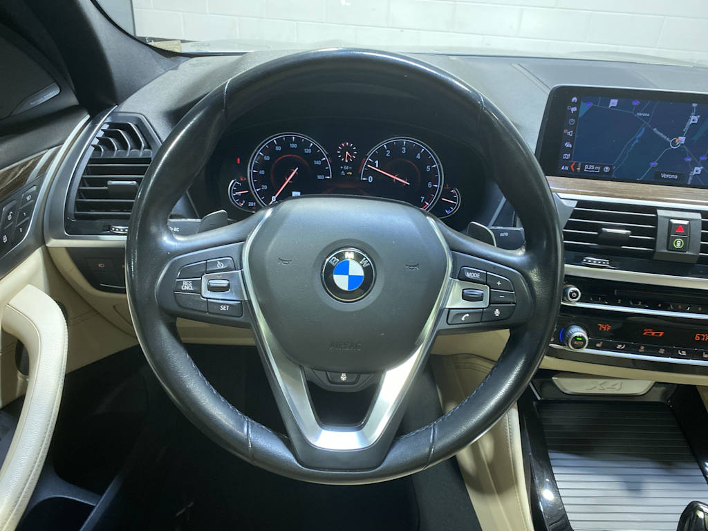 Thumbnail: 2019 BMW X4 - 10