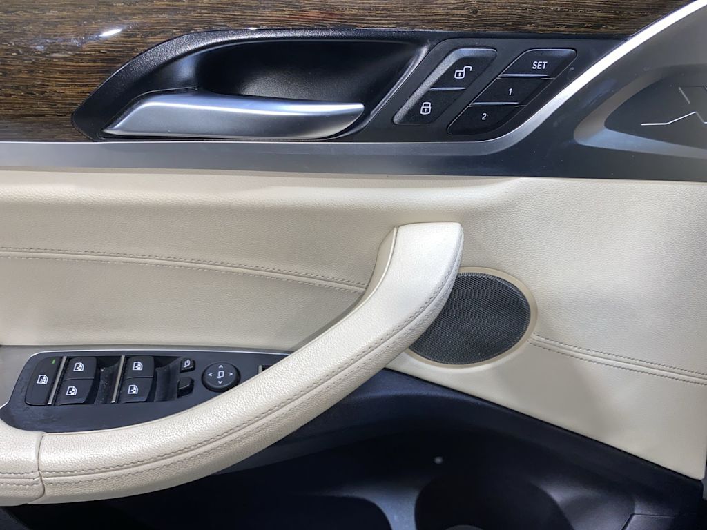 Thumbnail: 2019 BMW X4 - 23