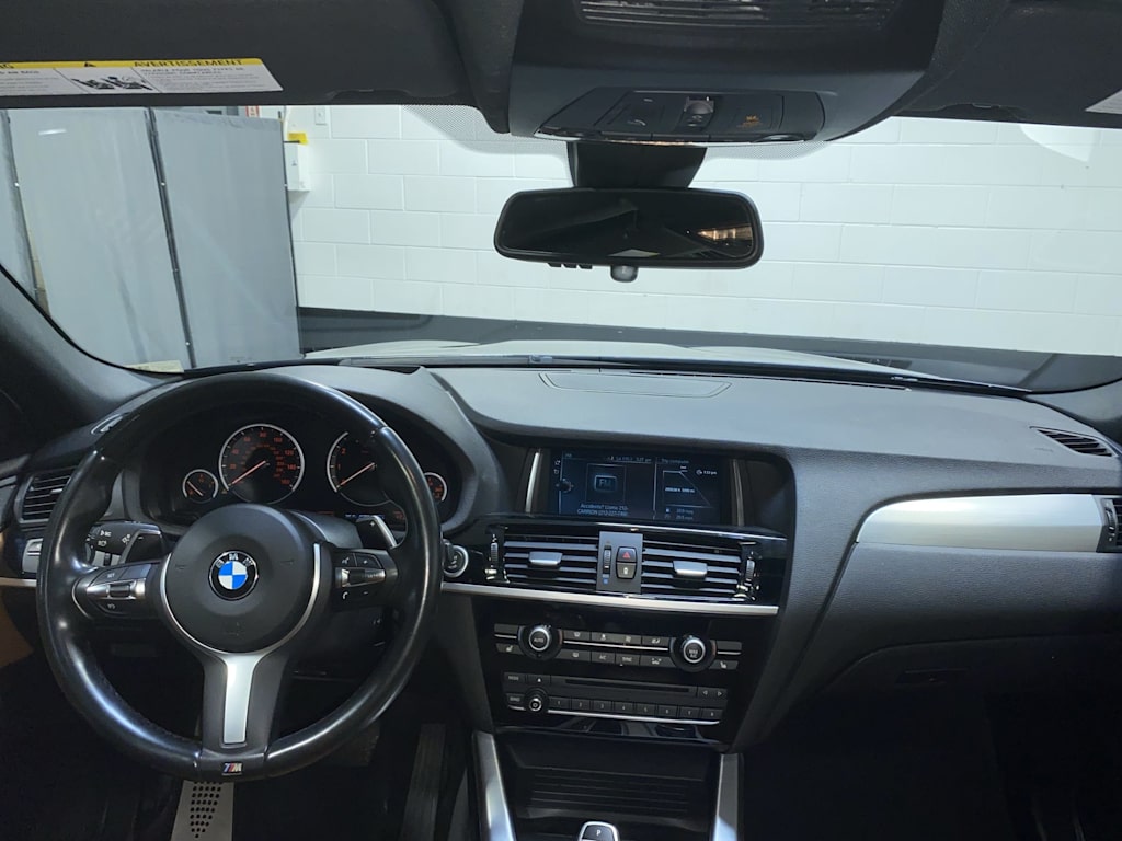 Thumbnail: 2017 BMW X4 - 2