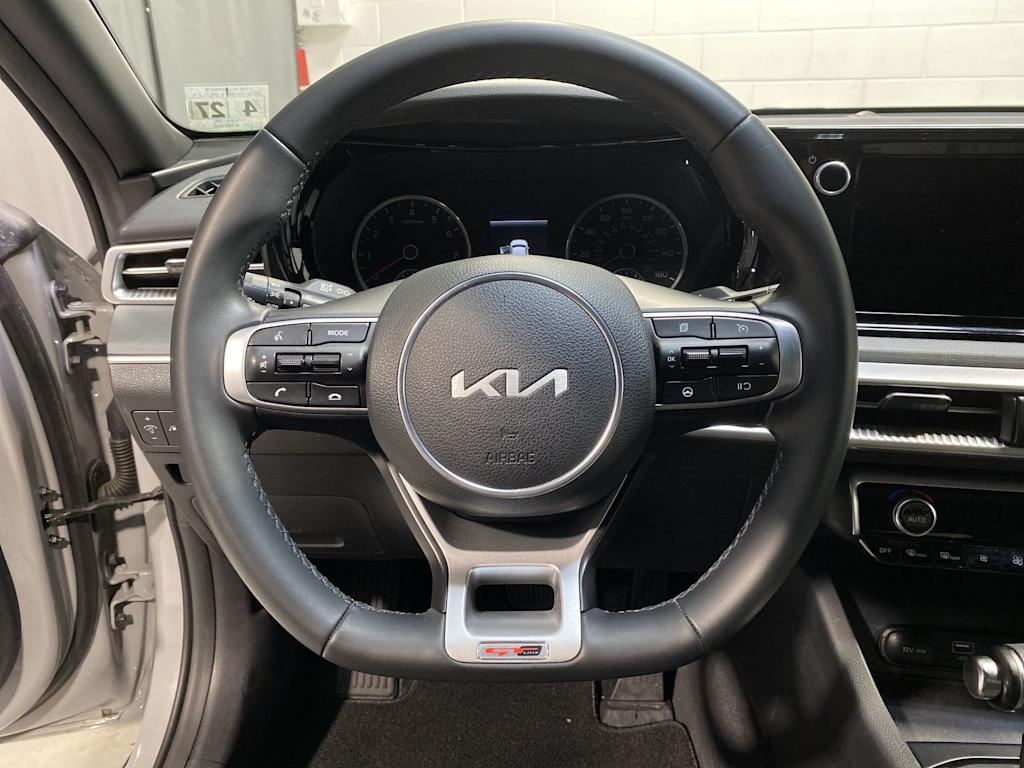 2022 Kia K5 GT-Line 10